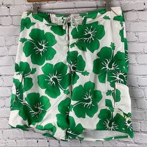 Kirra Swim Trunks /‎ Board Shorts White w/ Green